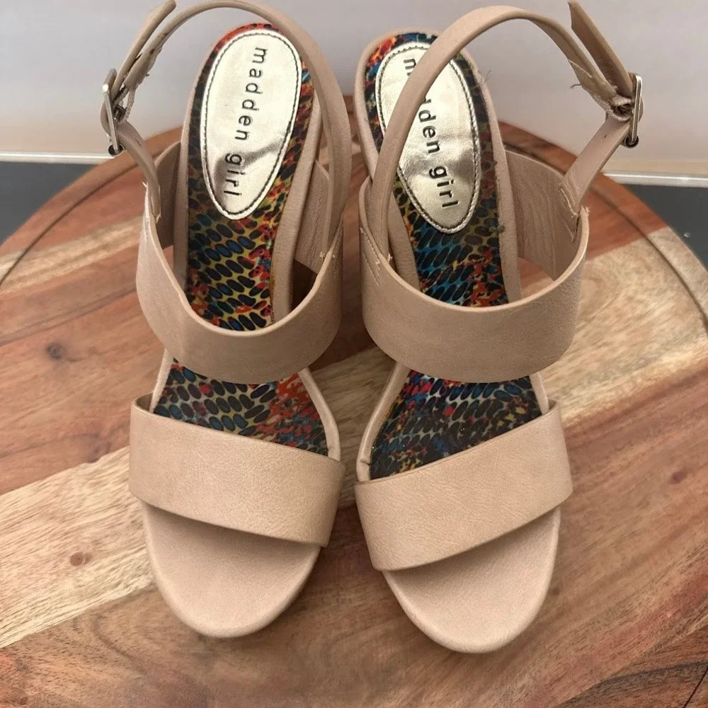 Madden Girl Elementt Tan Cork Platform Wedge Sandals Womens 7M Nude Boho Summer